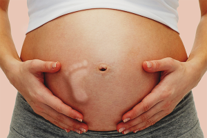 Πώς να ηρεμήσετε ένα μωρό στο στομάχι