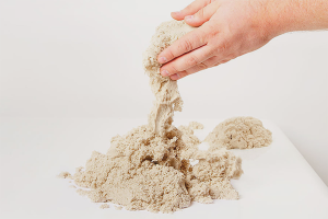 Hogyan készítsünk kinetikus homokot?