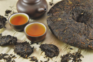 คุณสมบัติที่มีประโยชน์และข้อห้ามของชา puer
