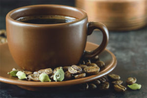 Výhody a poškození kávy s karmadonem