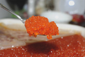 Por que o caviar vermelho é amargo